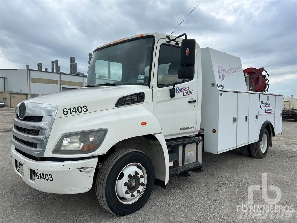 Hino 268 Cisternové vozy