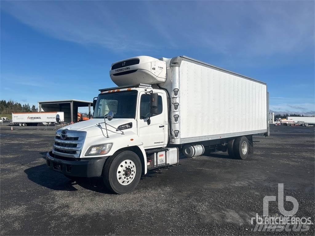 Hino 338 Chladírenské dodávky