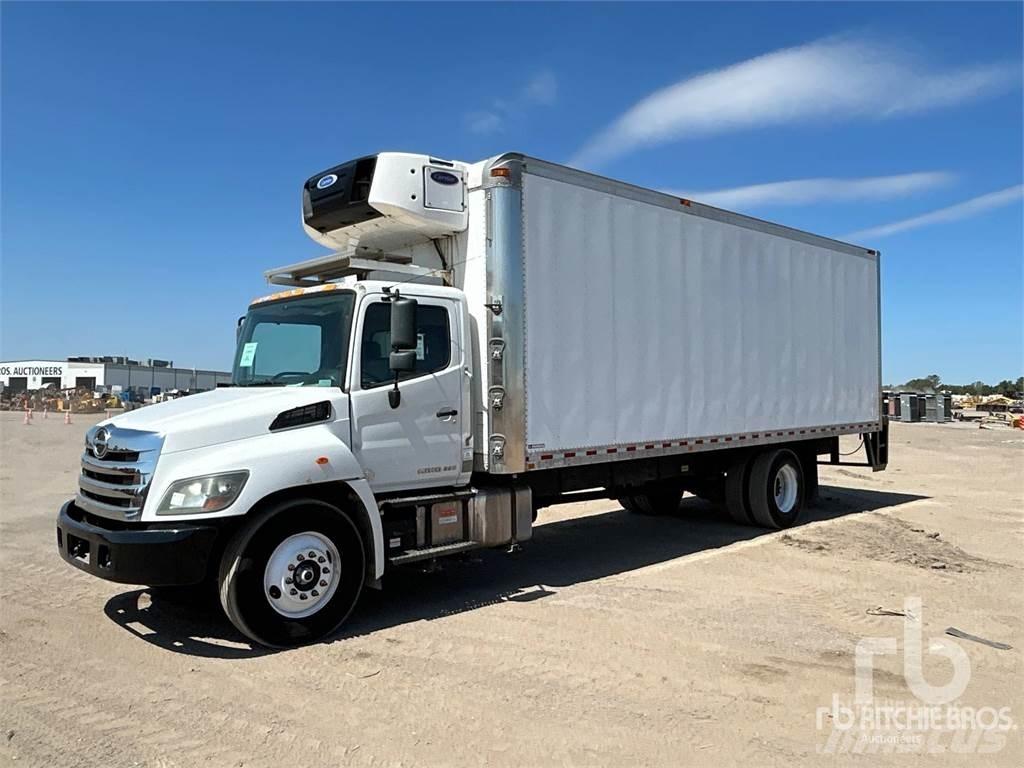 Hino 338 Chladírenské dodávky