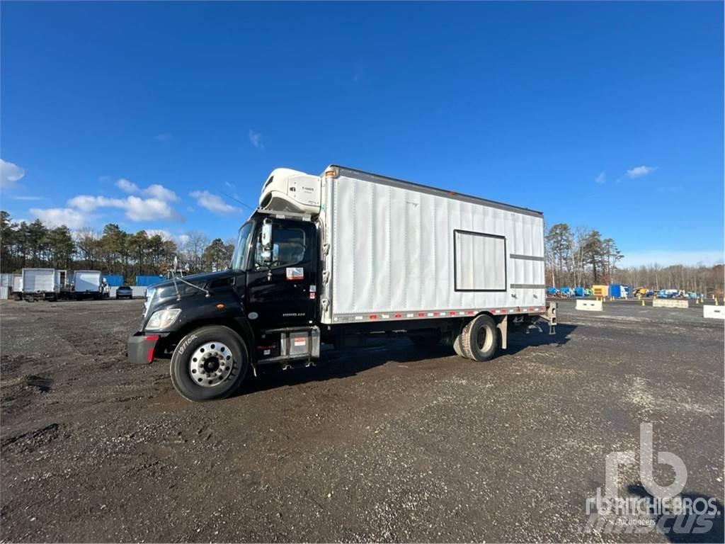 Hino 338 Chladírenské dodávky