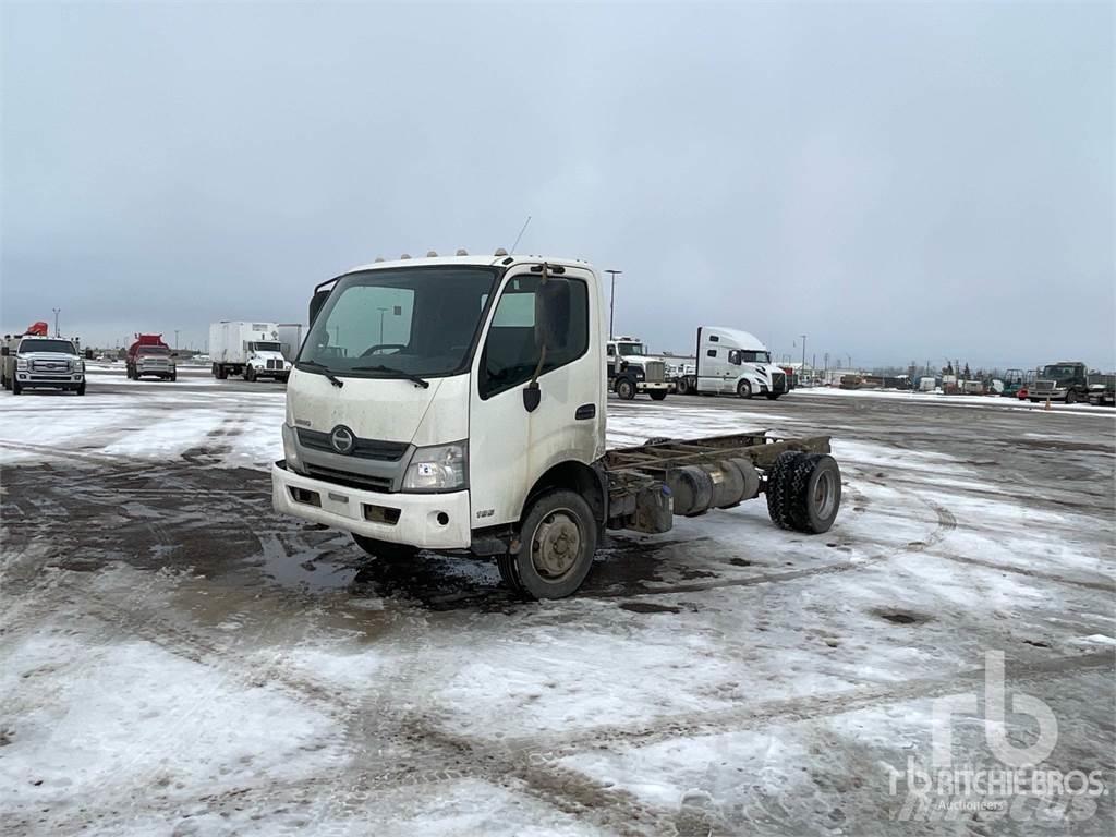 Hino XJC740 Nákladní vozidlo bez nástavby