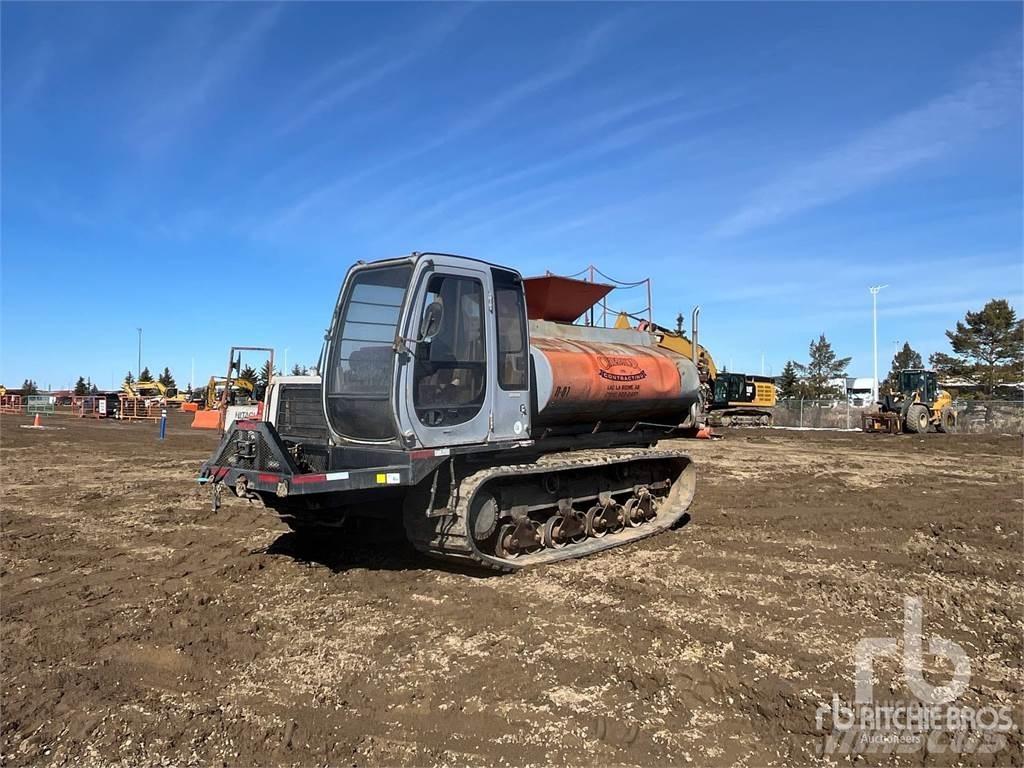 Hitachi CG110D Terénní vozidla