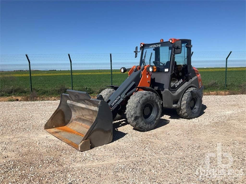 Hitachi ZW95 Kolové nakladače