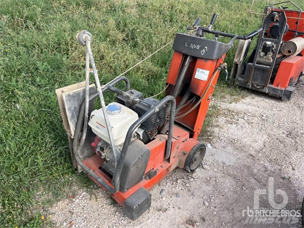 Husqvarna FS513 Drtiče asfaltu