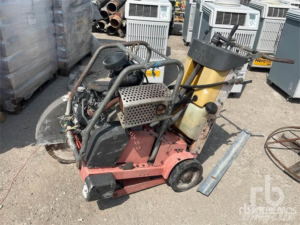 Husqvarna FS524 Drtiče asfaltu