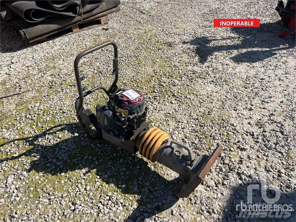  (Inoperable) Kompaktory