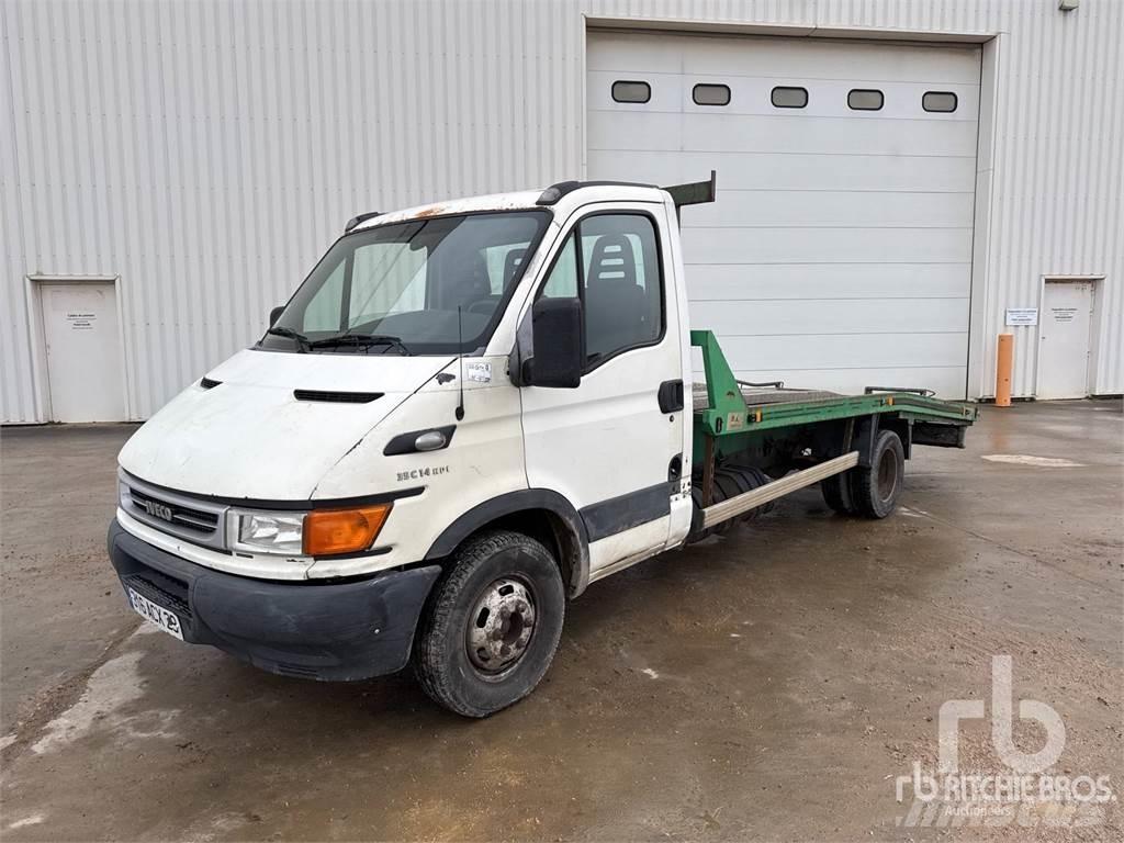 Iveco 35C14HPI Valník s navijákem