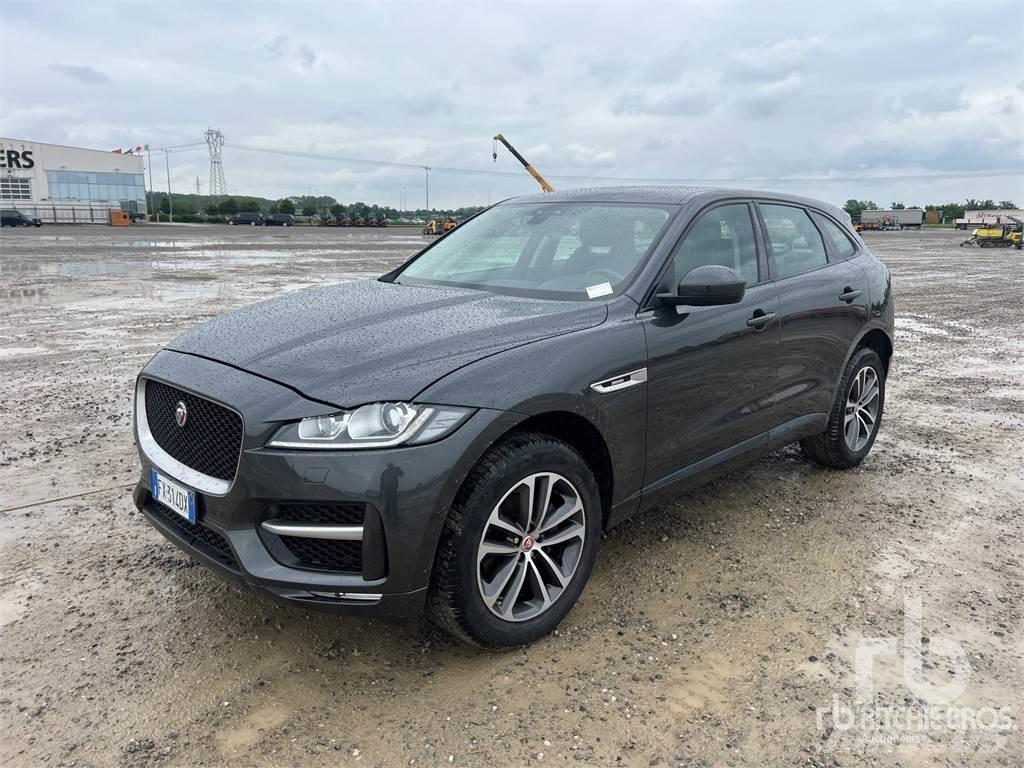 Jaguar F-PACE Pick up/Valník