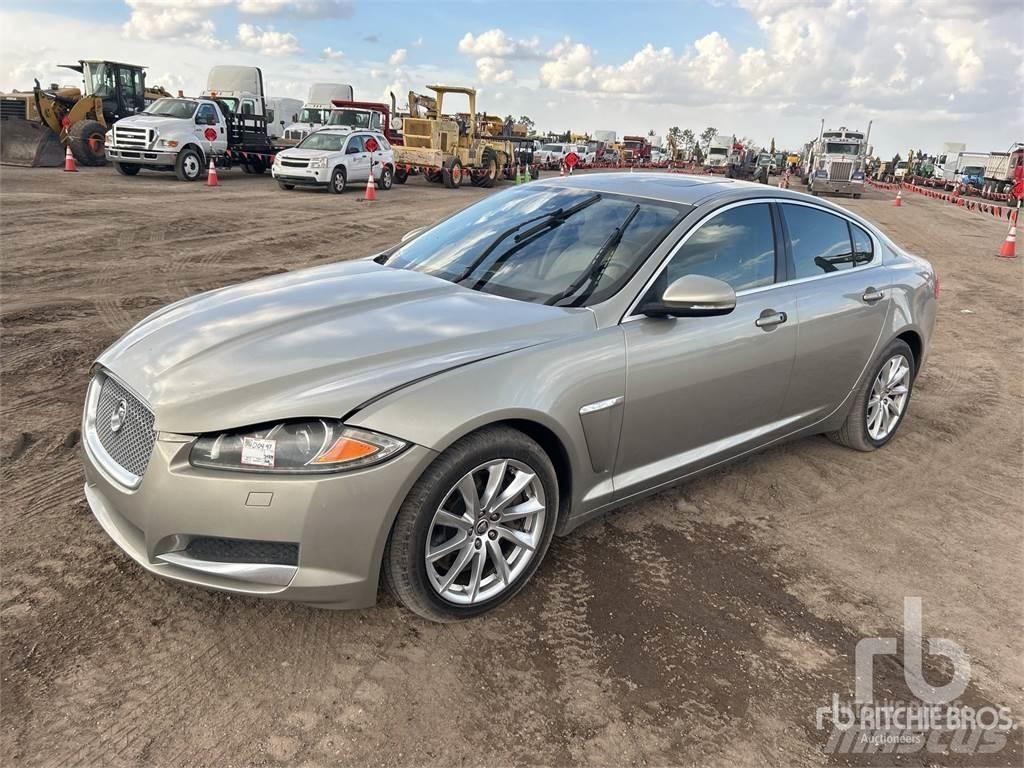Jaguar XF Osobní vozy