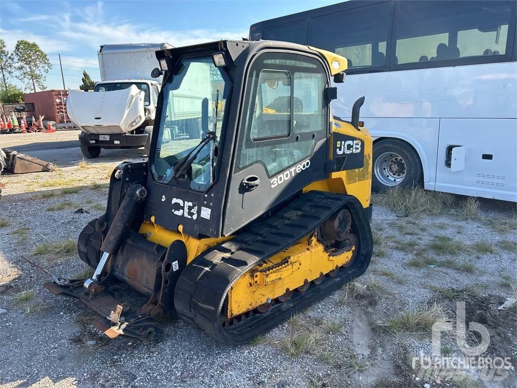 JCB 300T Smykem řízené nakladače