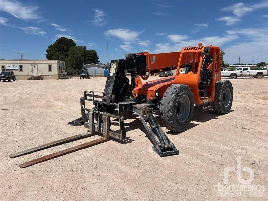 JLG 10042 Teleskopické manipulátory