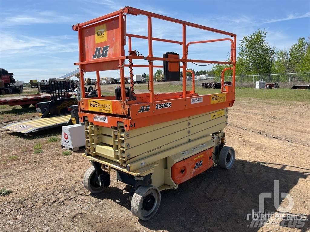 JLG 3246ES Nůžková zvedací plošina