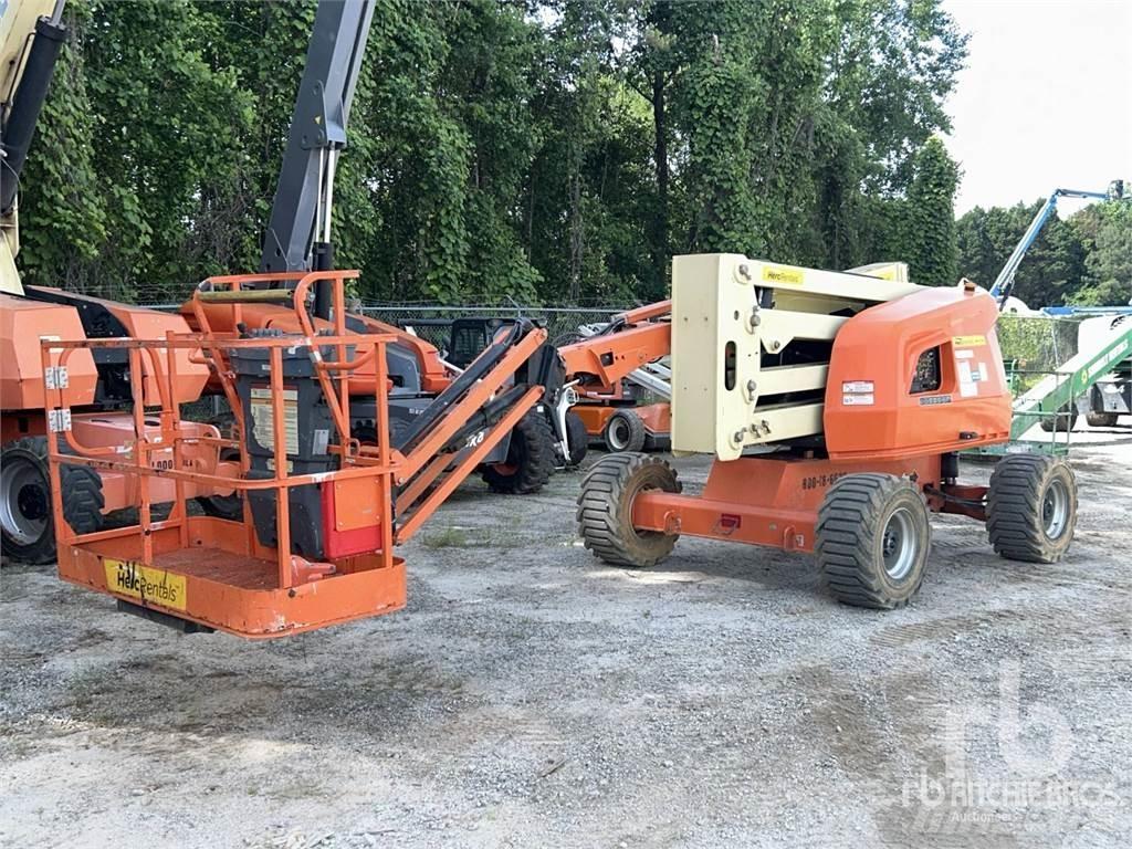 JLG 450AJ Kloubové plošiny
