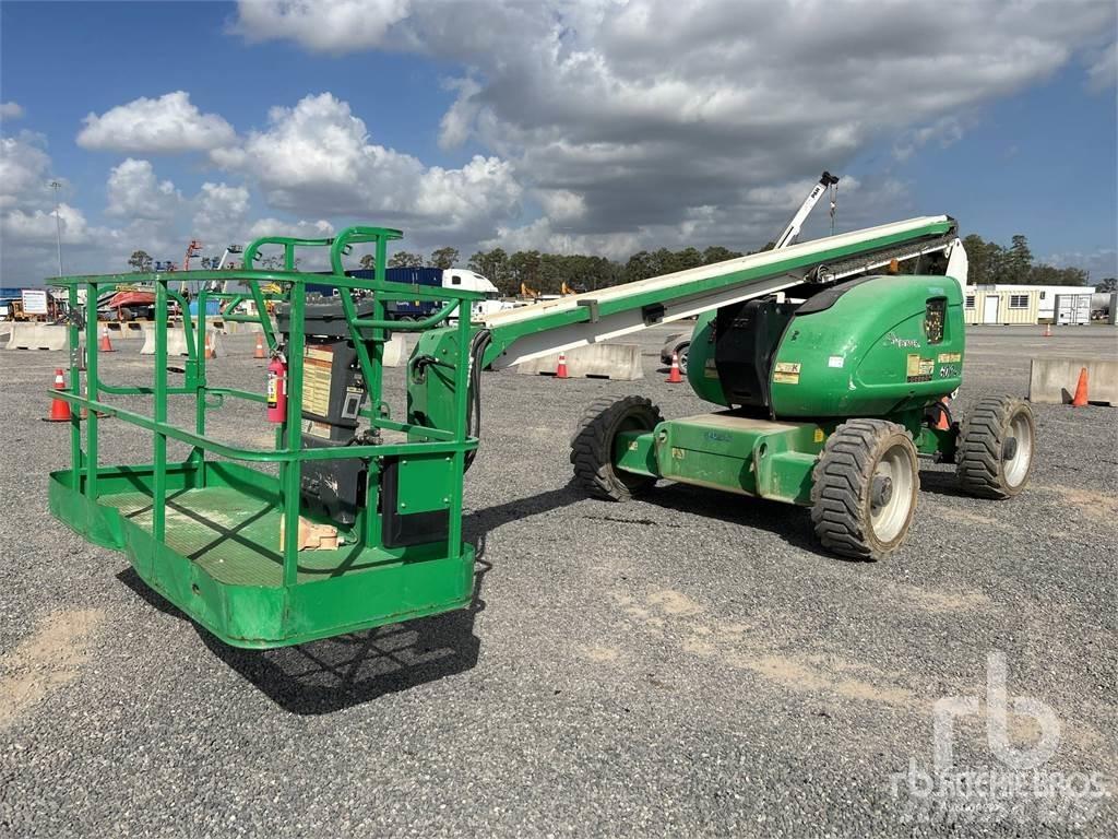JLG 600A Kloubové plošiny