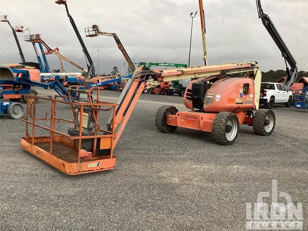 JLG 600AJ Kloubové plošiny