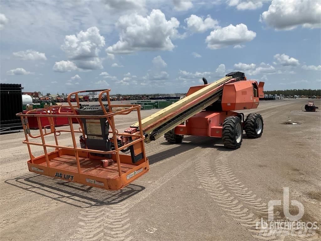 JLG 600S Kloubové plošiny