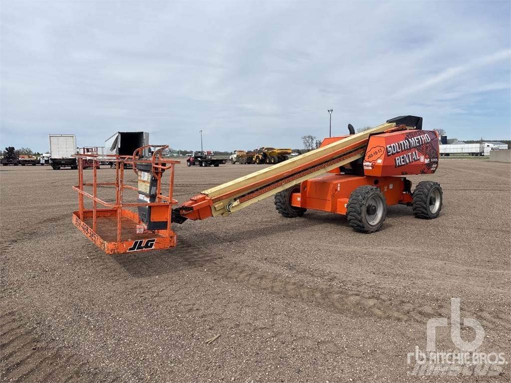 JLG 600S Kloubové plošiny