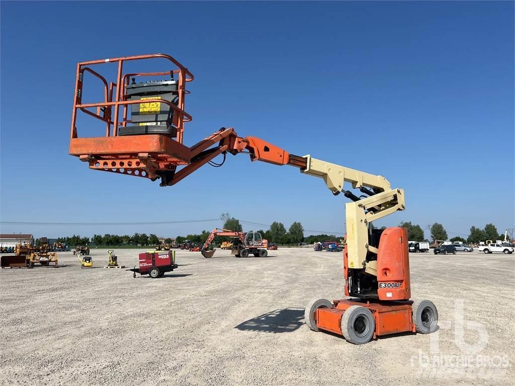 JLG E300 AJP Kloubové plošiny