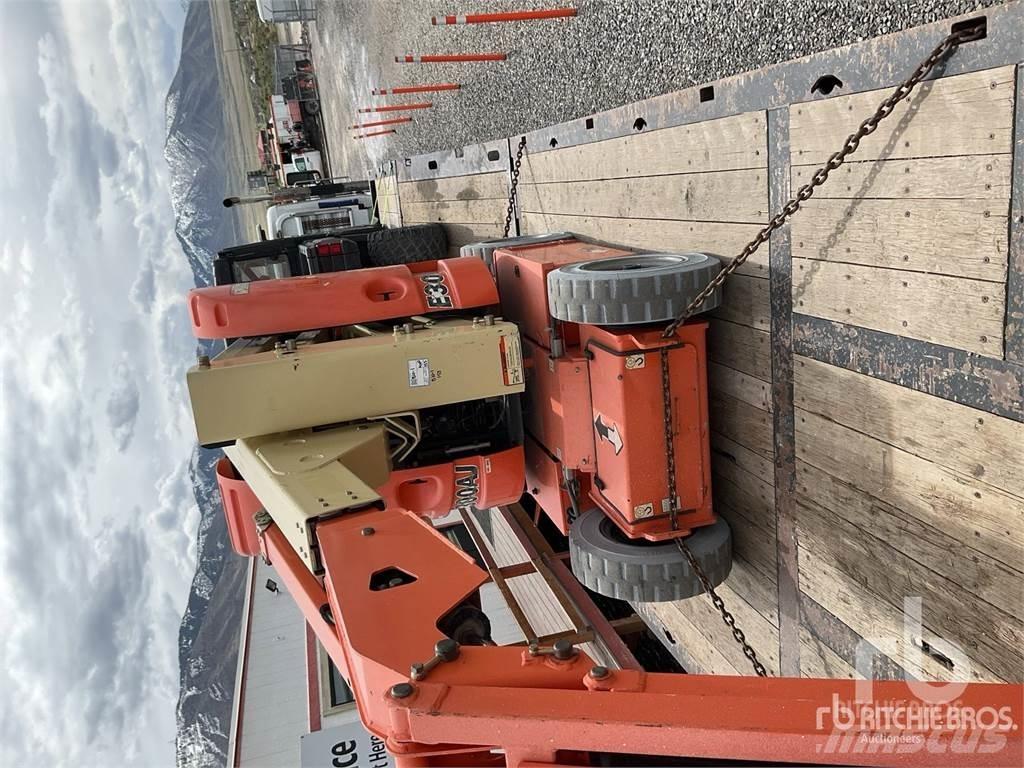 JLG E300AJ Kloubové plošiny