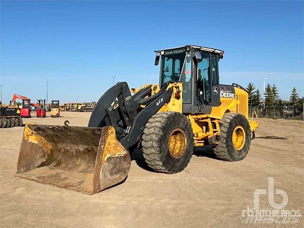 John Deere 544K Kolové nakladače