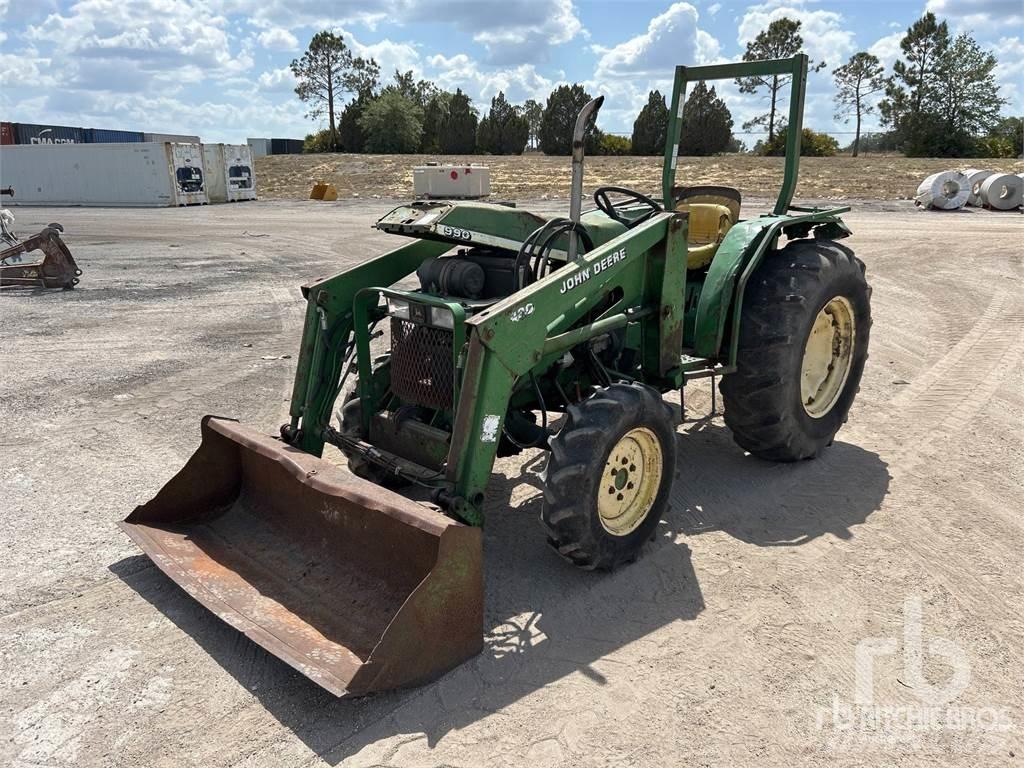 John Deere 990 Kompaktní traktory