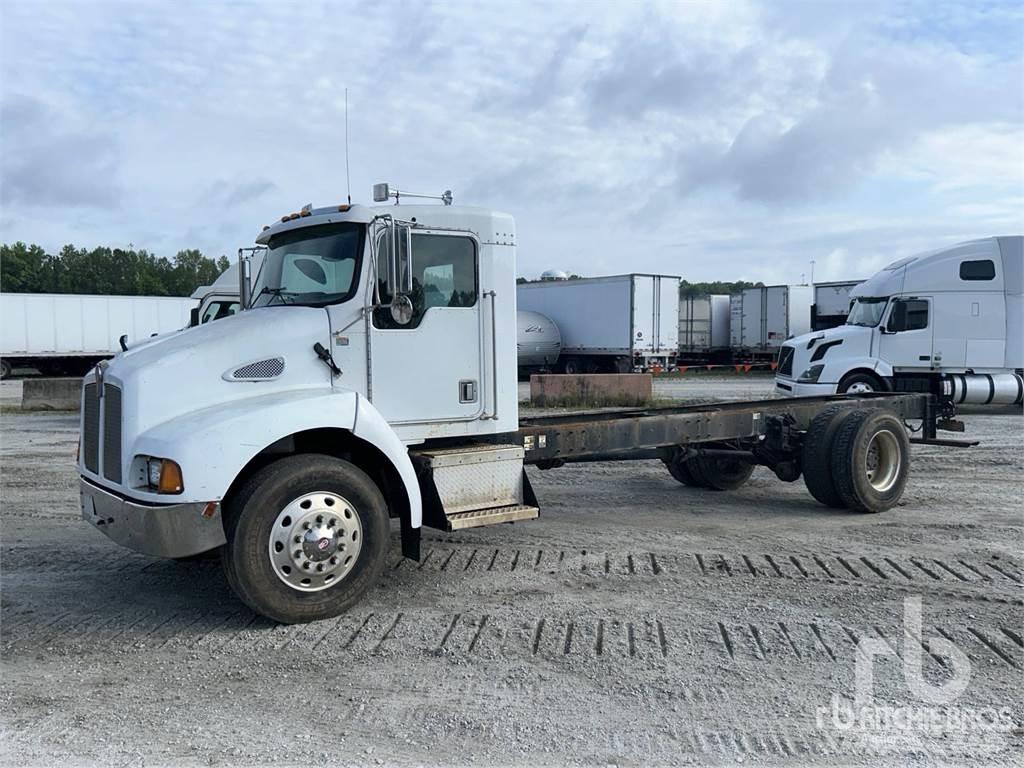 Kenworth T300 Nákladní vozidlo bez nástavby