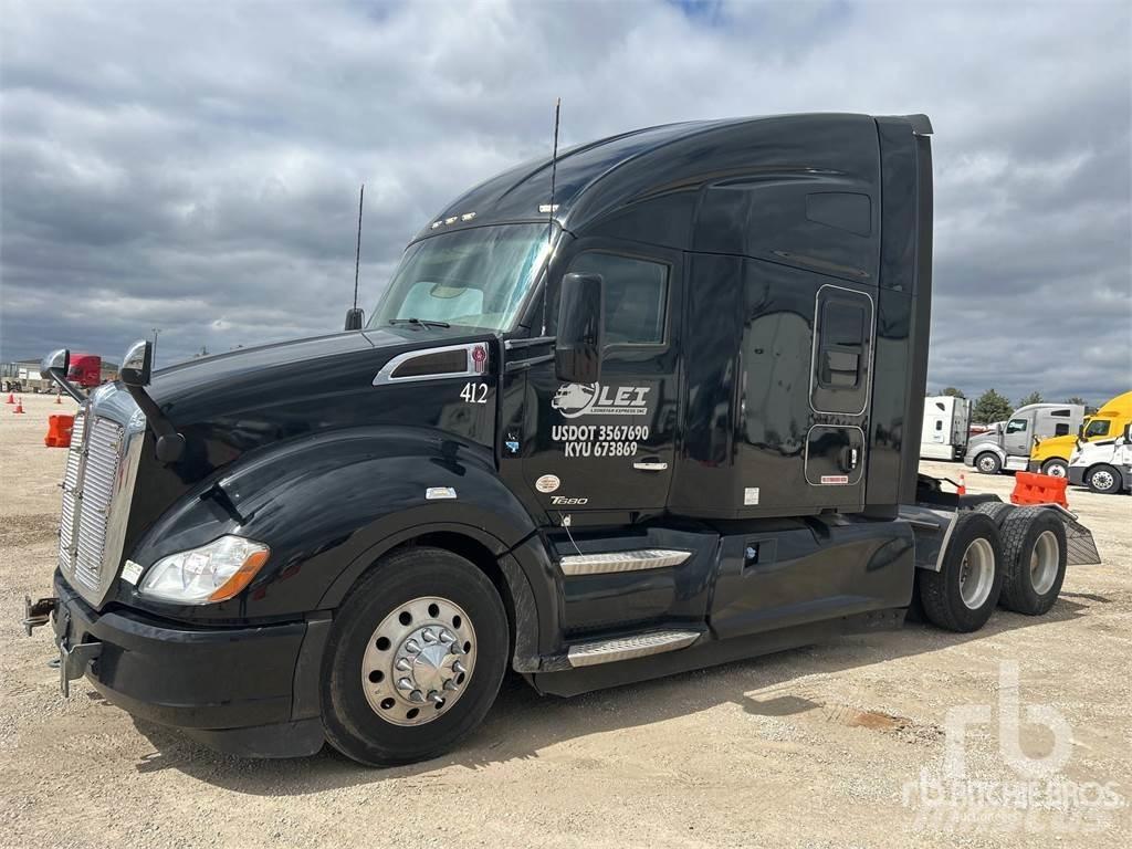 Kenworth T680 Tahače