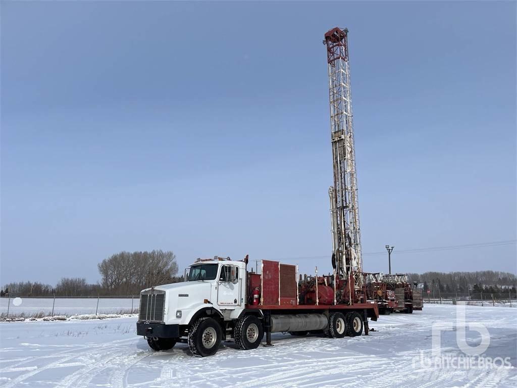 Kenworth T800 Mobilní vrtná souprava