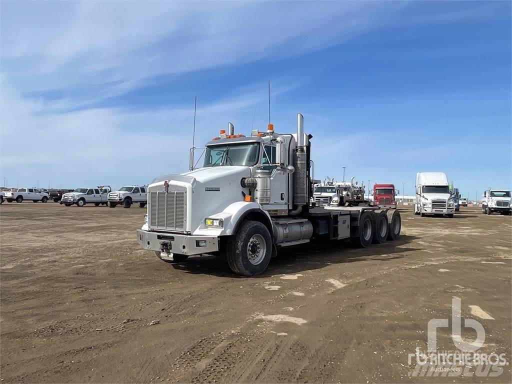 Kenworth T800 Valník s navijákem