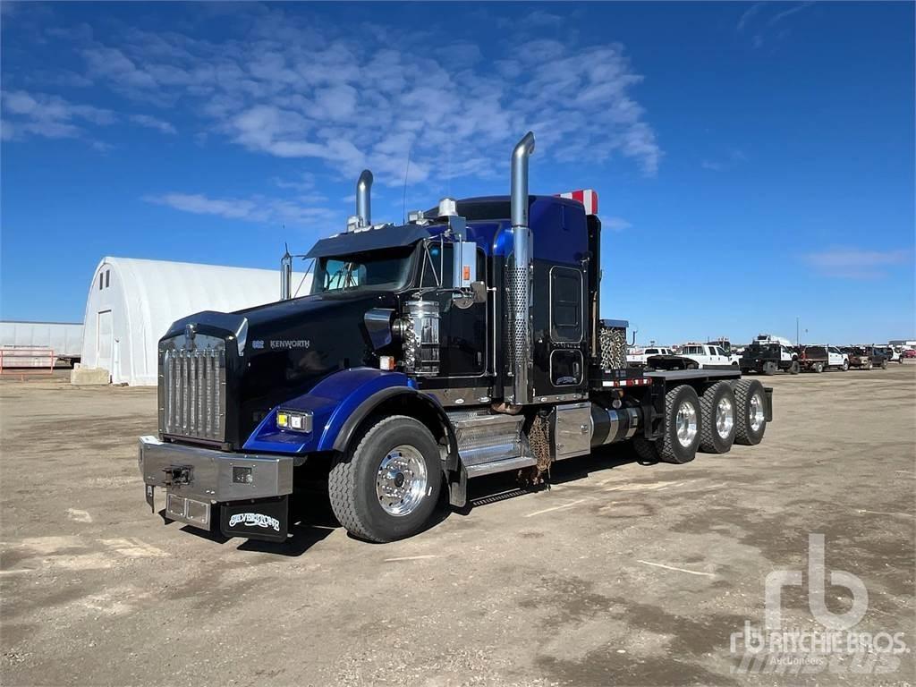 Kenworth T800 Valník s navijákem