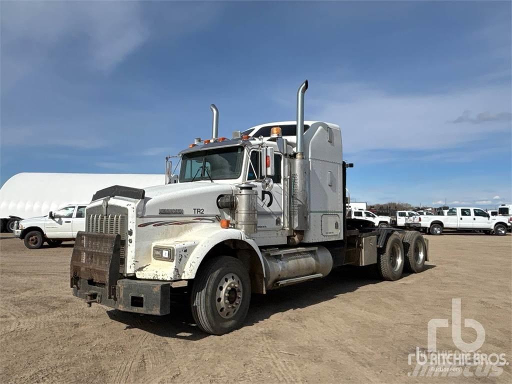 Kenworth T800 Valník s navijákem