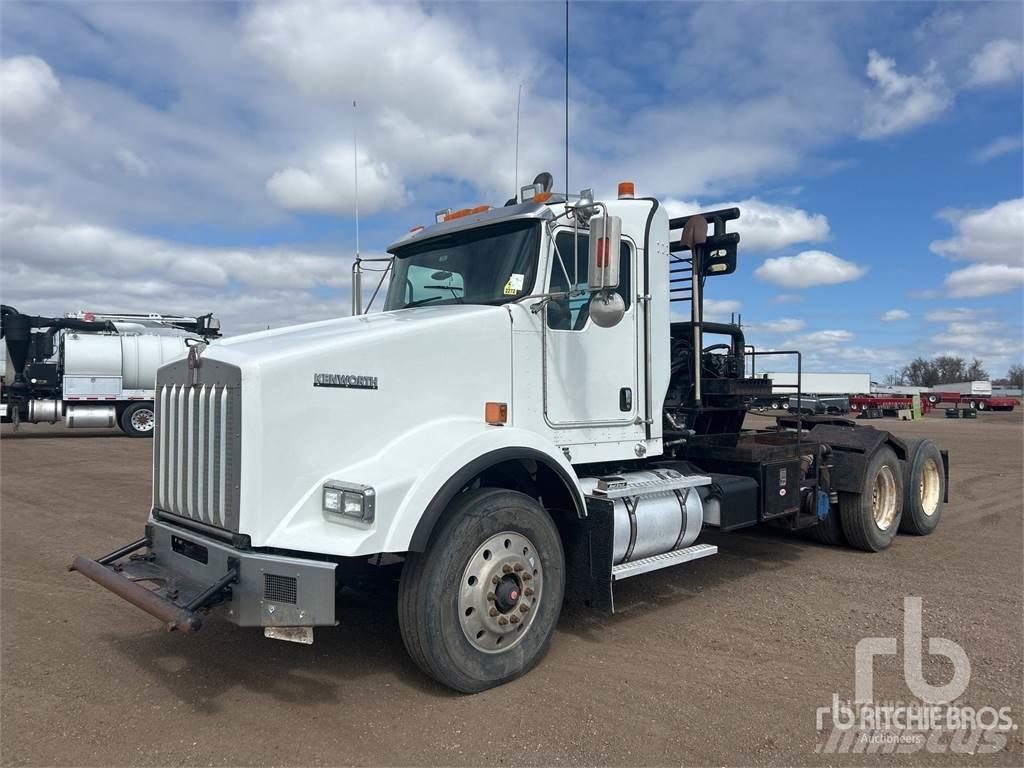 Kenworth T800 Valník s navijákem