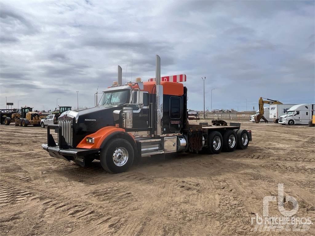 Kenworth T800 Valník s navijákem