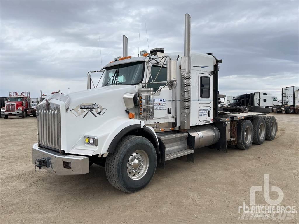 Kenworth T800 Valník s navijákem