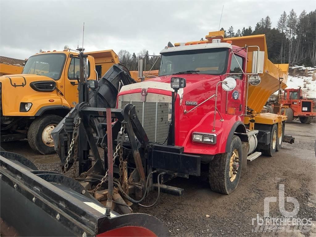 Kenworth T800 Sněžné pluhy, přední sněhové radlice