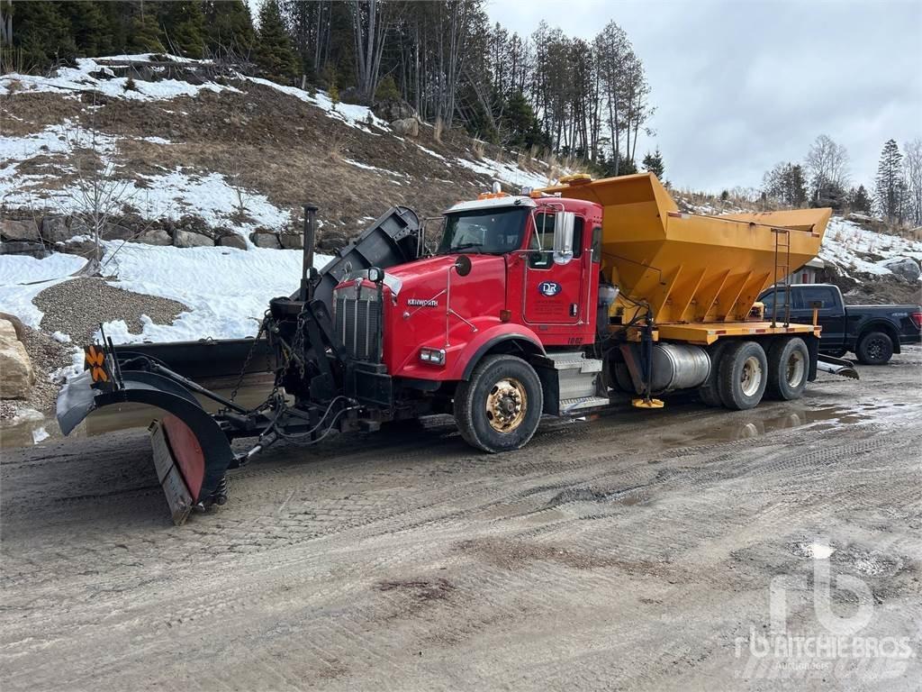Kenworth T800 Sněžné pluhy, přední sněhové radlice