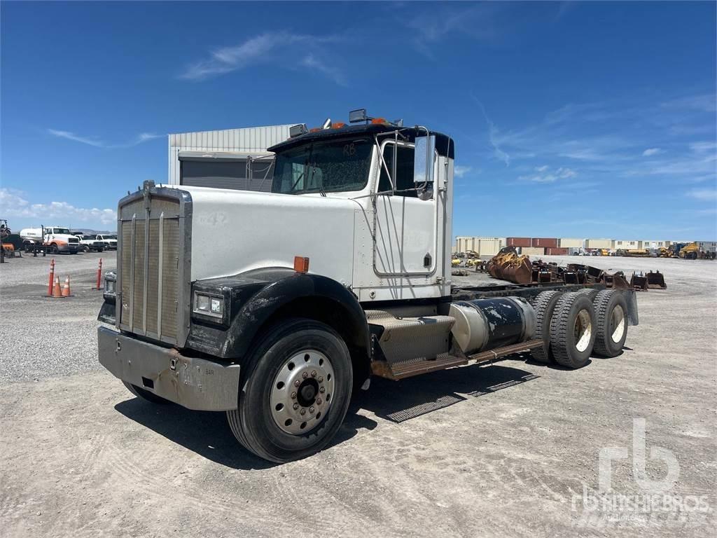 Kenworth W900 Komunální / Multi-užitková vozidla