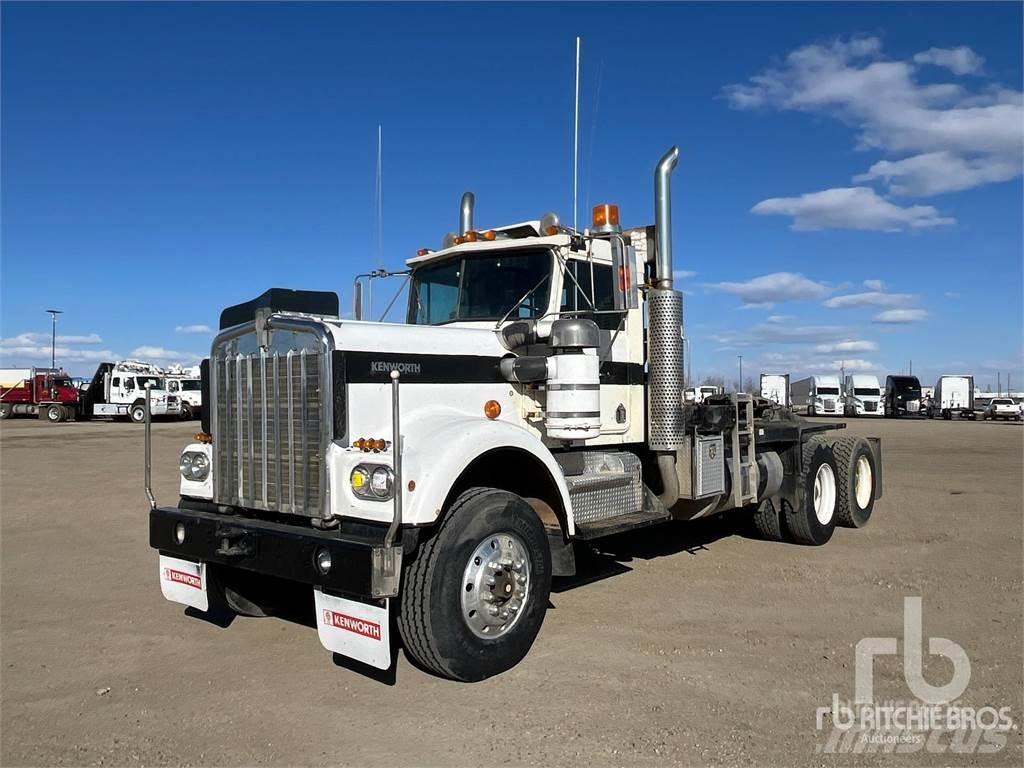 Kenworth W900 Valník s navijákem