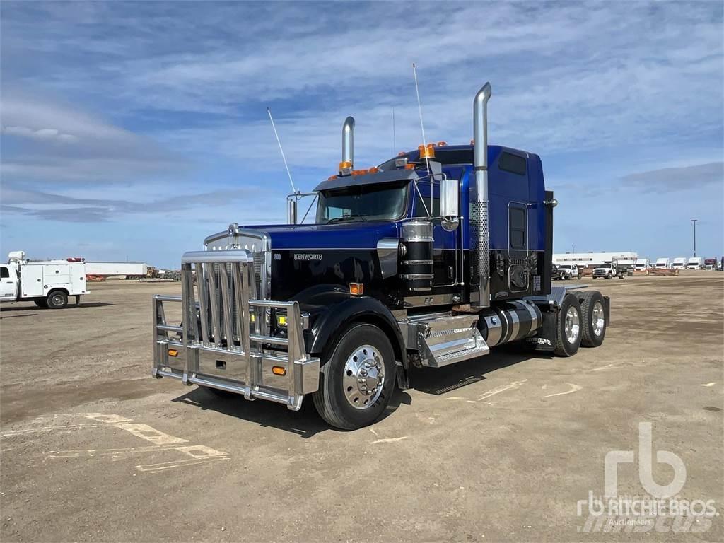Kenworth W900B Tahače