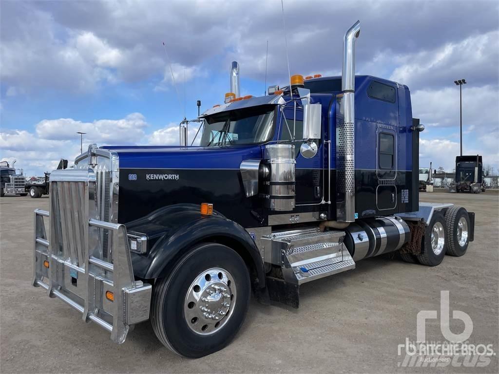 Kenworth W900B Tahače