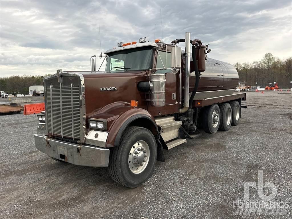 Kenworth W900B Cisternové vozy