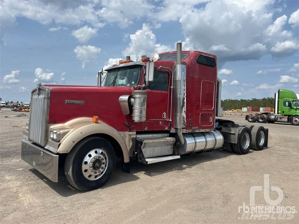 Kenworth W900L Tahače