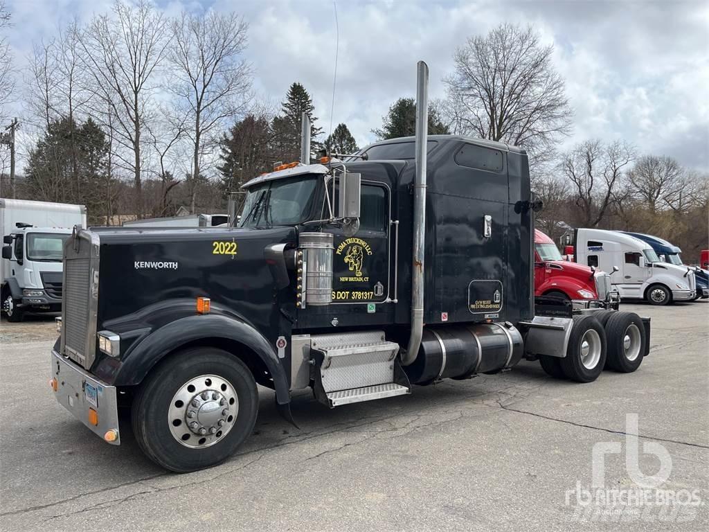Kenworth W900L Tahače