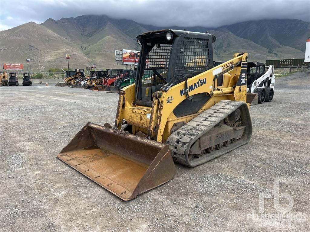 Komatsu CK30-1 Smykem řízené nakladače