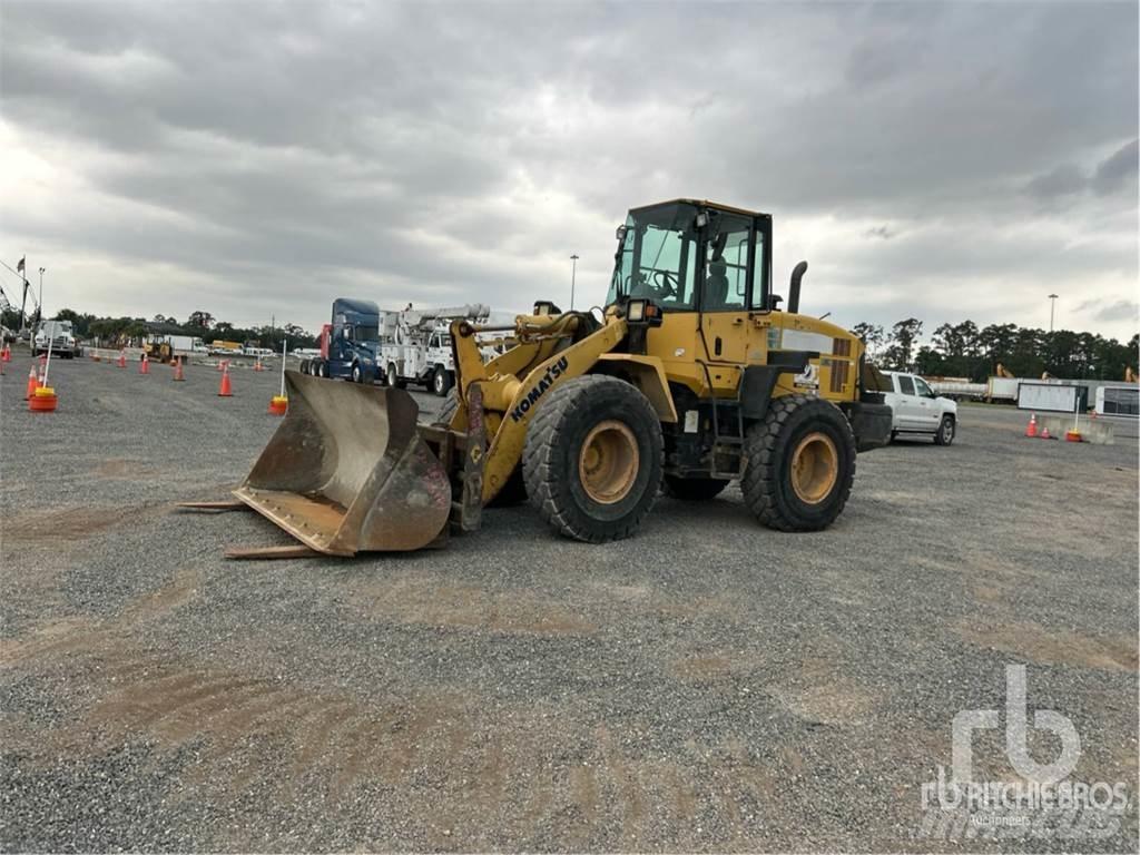 Komatsu WA250-6 Kolové nakladače