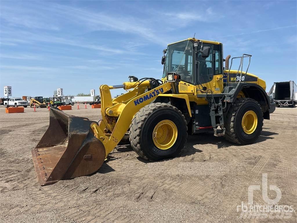 Komatsu WA380-7 Kolové nakladače