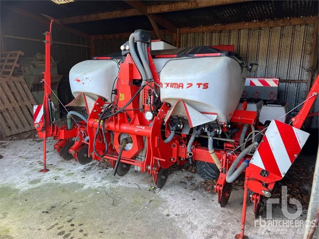 Kuhn MAXIMA 2TS Sázecí stroje