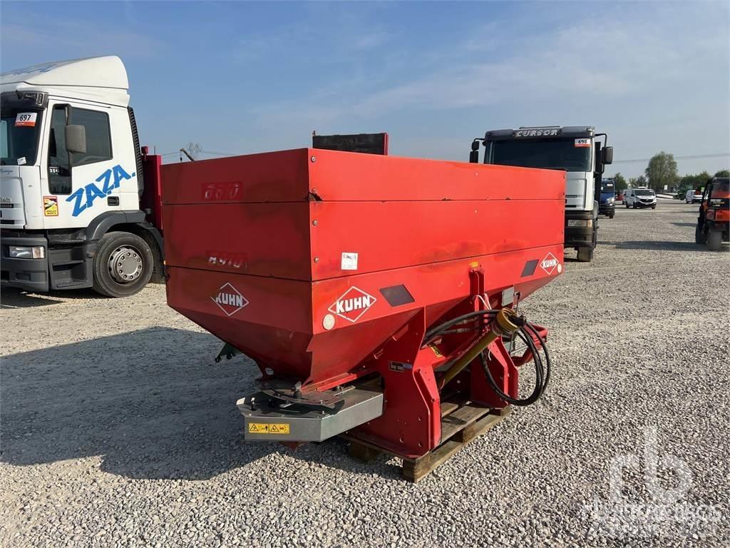 Kuhn MDS1131 Rozmetadlo minerálních hnojiv