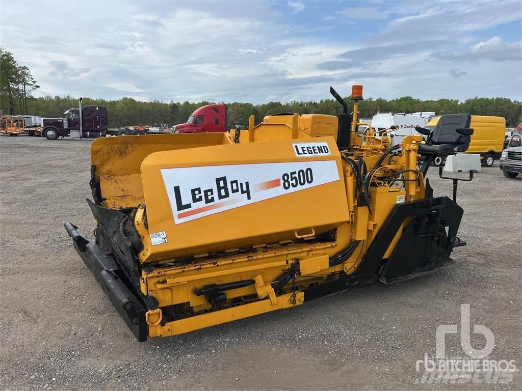 LeeBoy L8500 Finišery