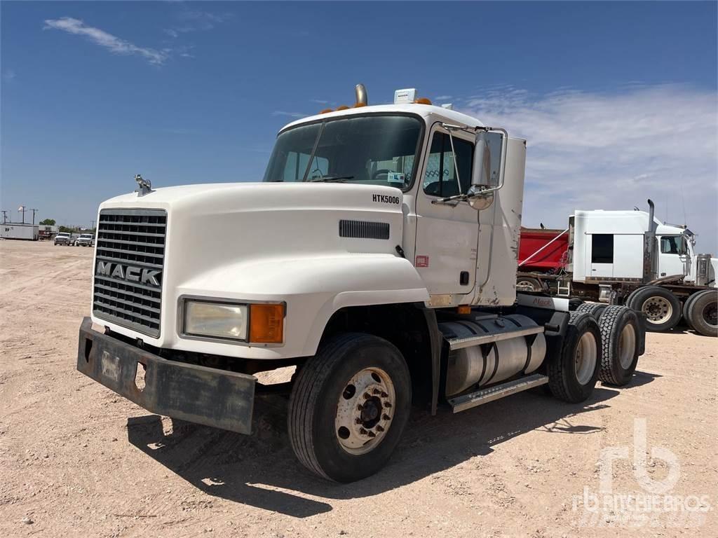 Mack CH613 Tahače